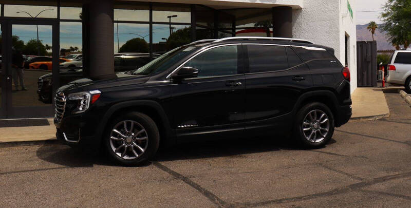 2023 GMC Terrain SLT