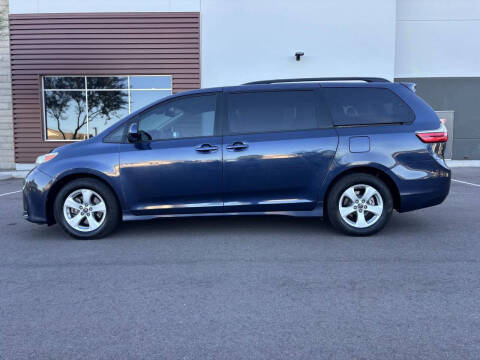 2018 Toyota Sienna
