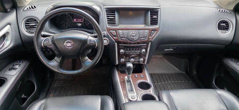 2015 Nissan Pathfinder SL