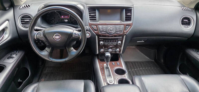 2015 Nissan Pathfinder SL