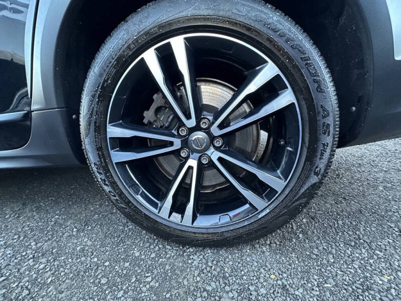 2018 Volvo V90 Cross Country T5