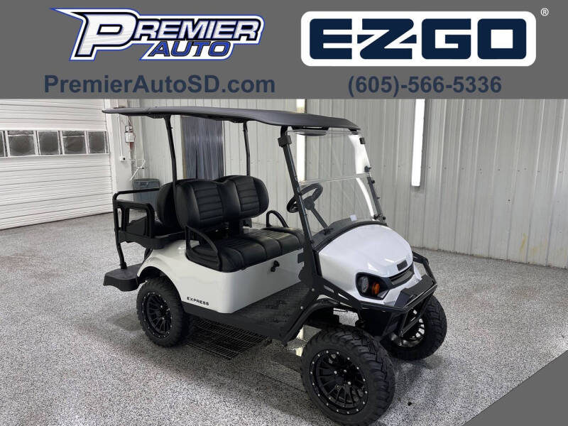 2025 E-Z-GO Express S4 Gas
