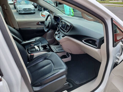 2018 Chrysler Pacifica Touring L