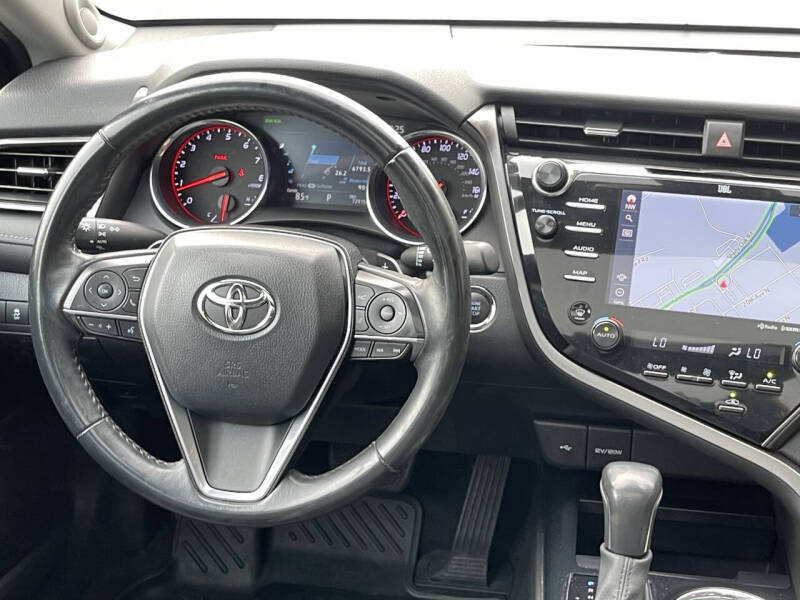 2020 Toyota Camry XSE