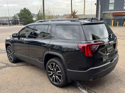 2021 GMC Acadia SLT