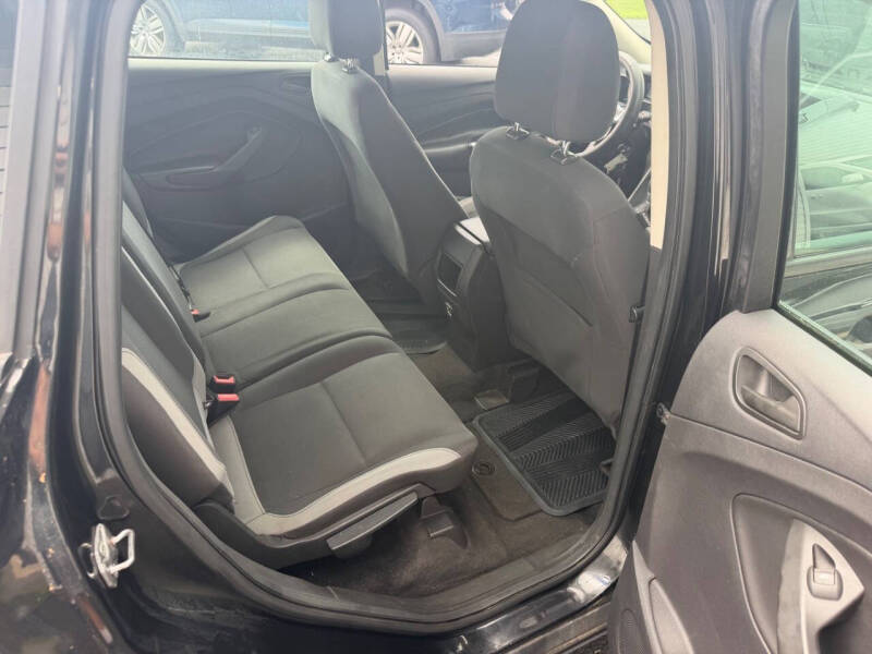 2014 Ford Escape S
