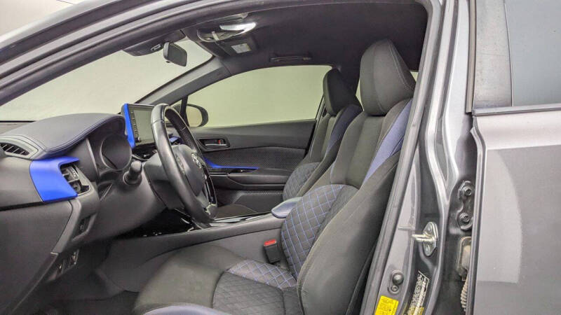 2020 Toyota C-HR XLE