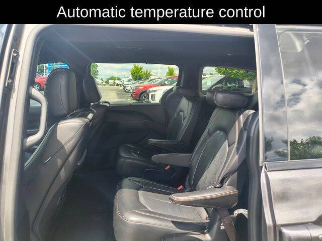 2019 Chrysler Pacifica Touring L Plus