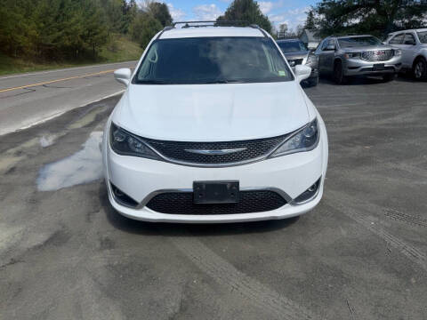 2018 Chrysler Pacifica Touring L