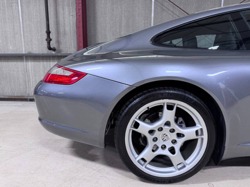 2005 Porsche 911 Carrera