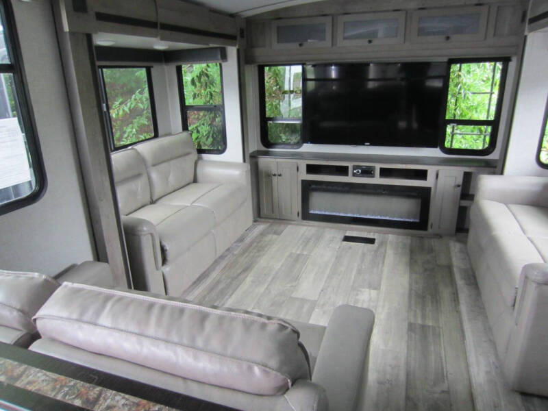 2021 Keystone RV Outback 341RD