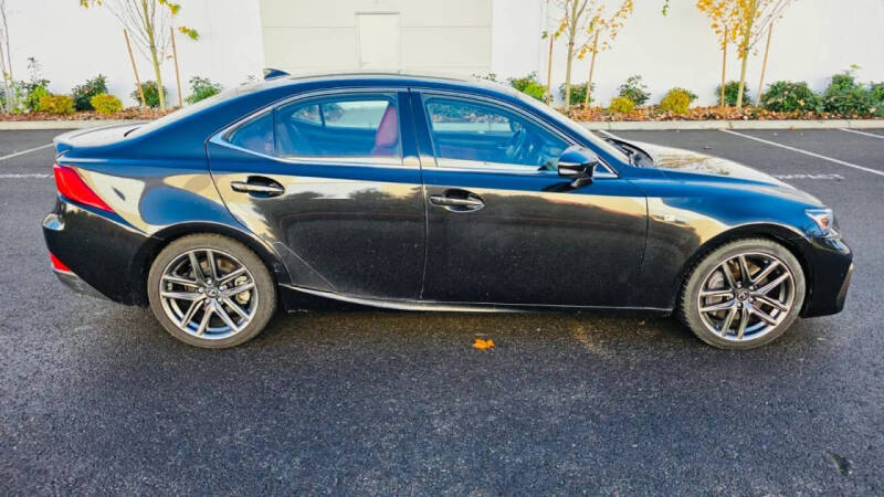 2018 Lexus IS 300