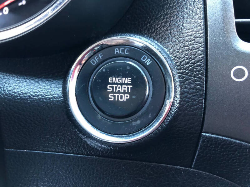 2017 Kia Forte5 LX