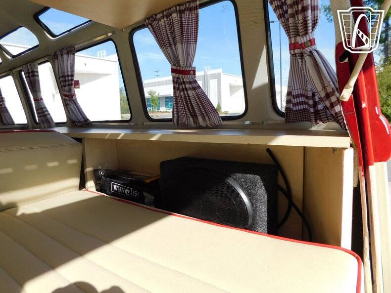 1975 Volkswagen Type 2