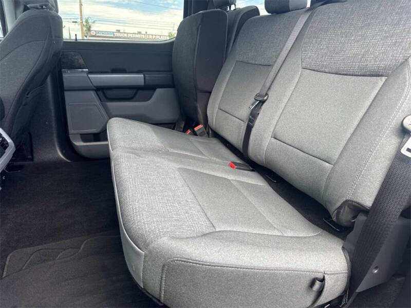 2024 Ford F-150 Lightning XLT