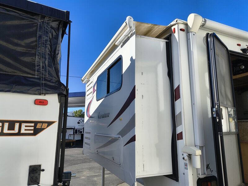 2015 Adventurer 86SBS