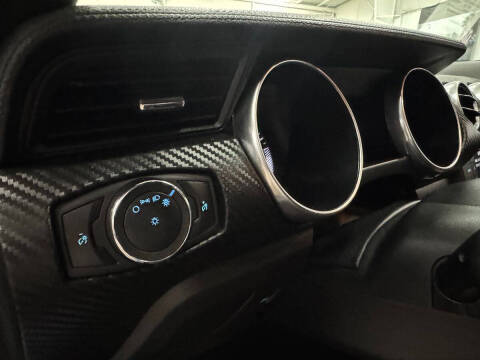 2020 Ford Mustang EcoBoost