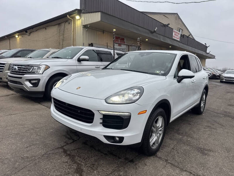 2016 Porsche Cayenne Base's photo