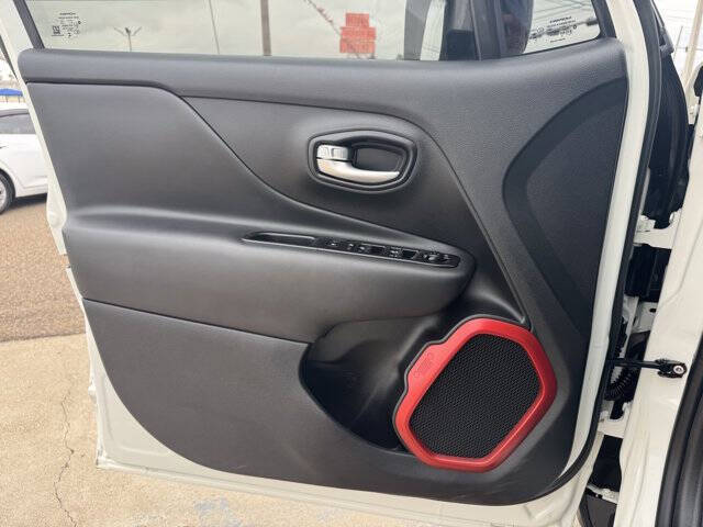 2023 Jeep Renegade Trailhawk