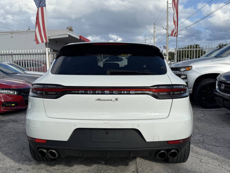 2020 Porsche Macan S