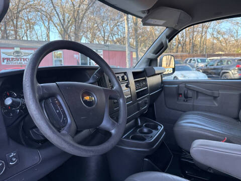 2017 Chevrolet Express 2500