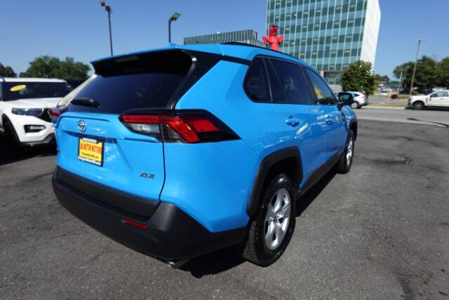 2021 Toyota RAV4 XLE