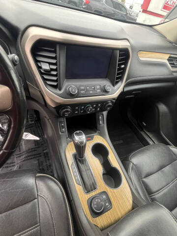 2018 GMC Acadia Denali