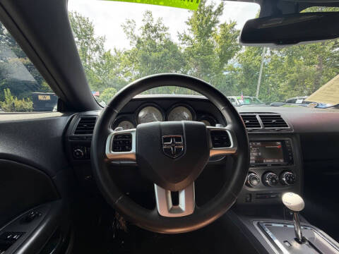 2013 Dodge Challenger R/T Plus