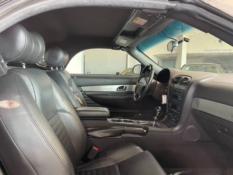 2002 Ford Thunderbird Deluxe