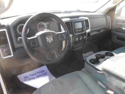 2015 RAM 1500 SLT