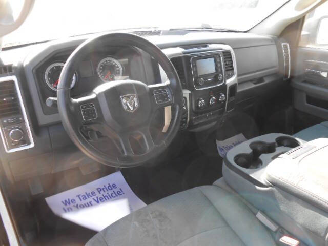 2015 RAM 1500 SLT