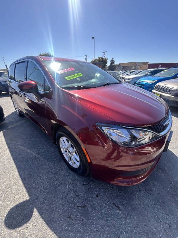 2018 Chrysler Pacifica LX