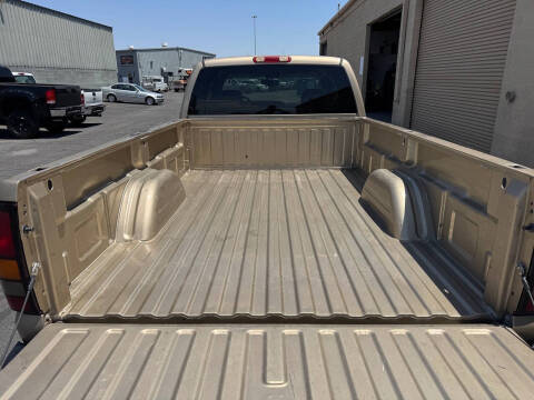 2004 GMC Sierra 1500 SLE