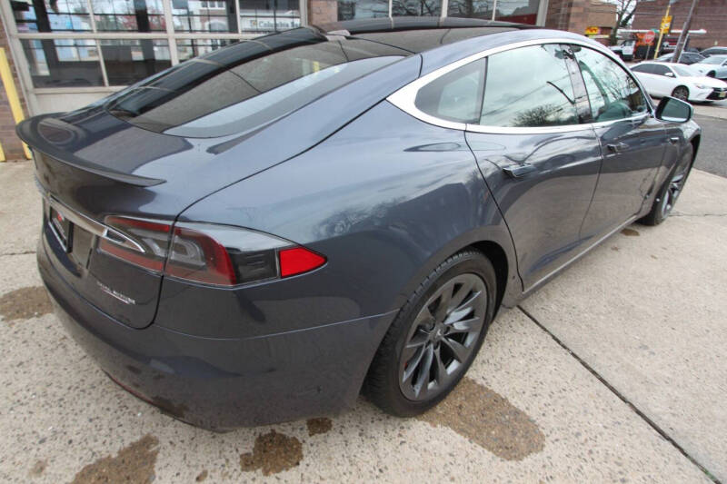 2020 Tesla Model S Performance photo 51