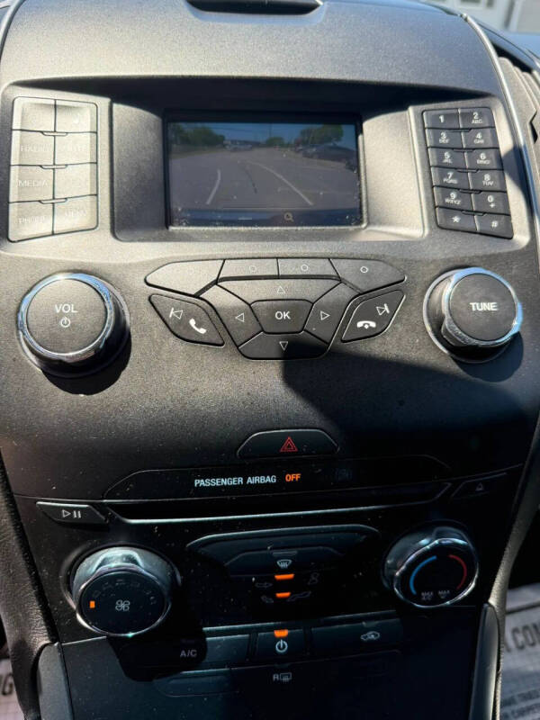 2018 Ford Edge SE