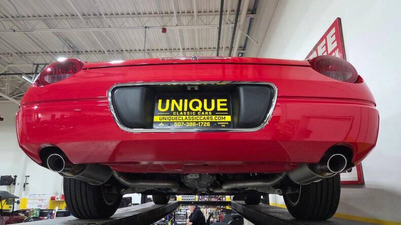 2002 Ford Thunderbird Deluxe