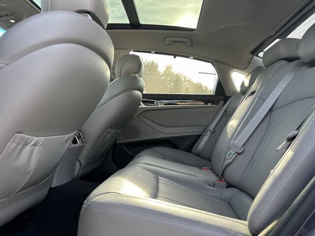 2015 Hyundai Genesis