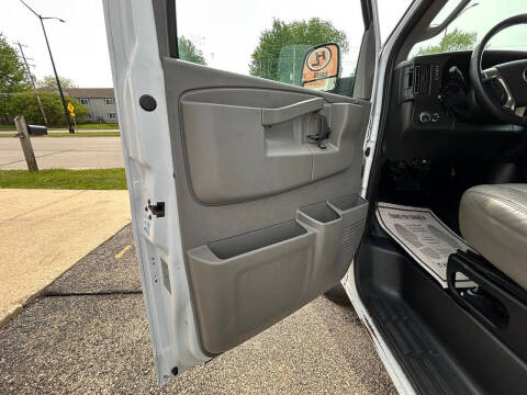 2019 Chevrolet Express 2500