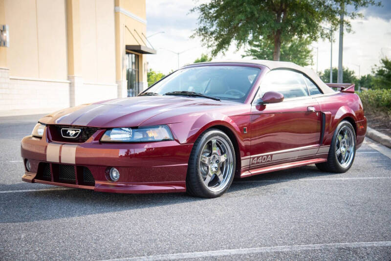2004 Ford Mustang GT Deluxe