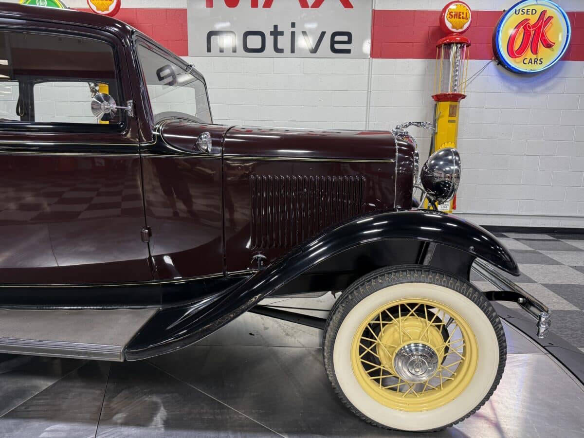 1932 Ford Model 18 29