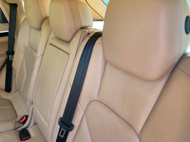 2012 Porsche Cayenne S