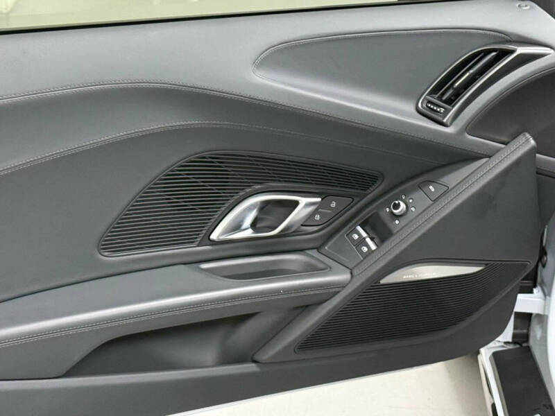 2022 Audi R8 5.2 V10 performance