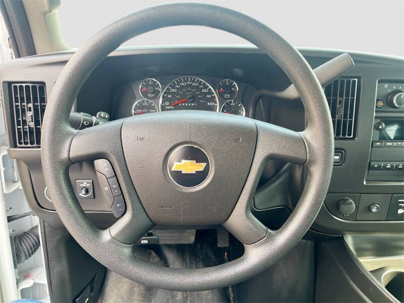 2023 Chevrolet Express 2500