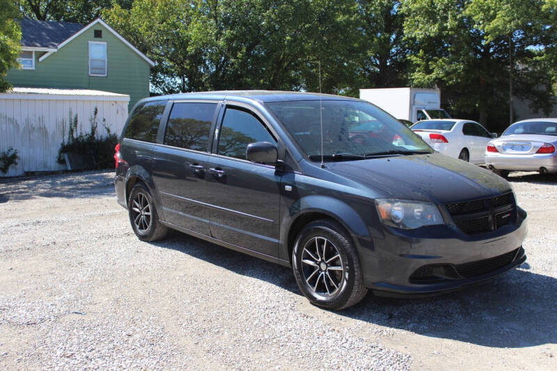 2014 Dodge Grand Caravan SE 30th Anniversary photo 4