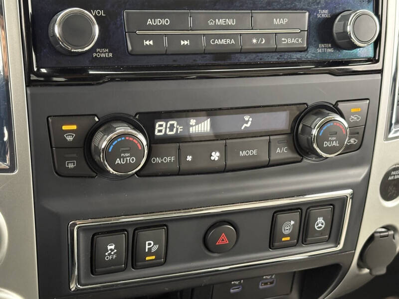 2020 Nissan Titan SL