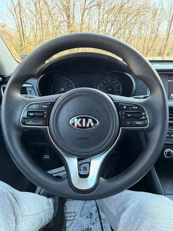 2017 Kia Optima LX