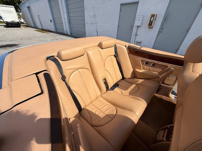 2000 Rolls-Royce Corniche