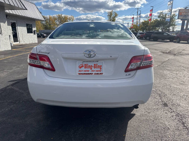 2011 Toyota Camry LE