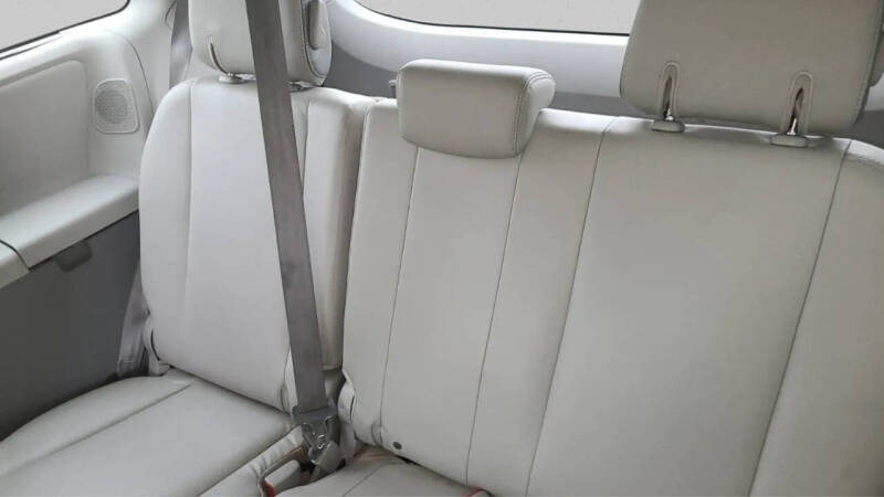 2013 Toyota Sienna Limited 7-Passenger