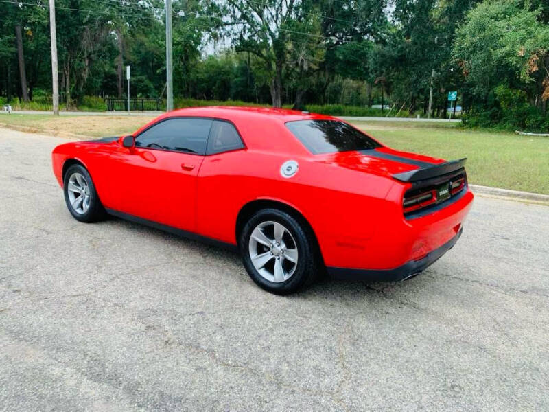 2015 Dodge Challenger SXT